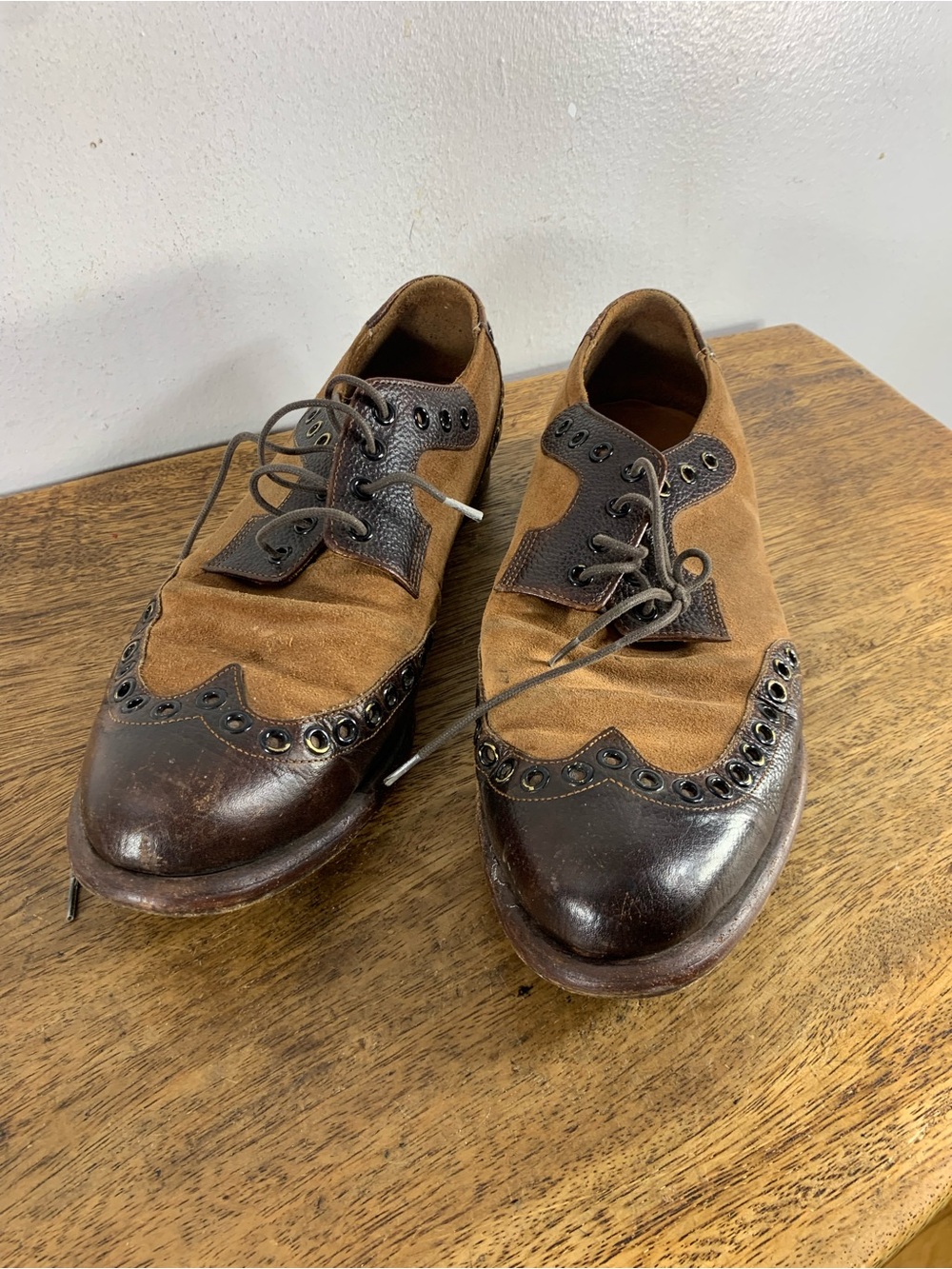 John fluevog vintage 2 tone suede and leather shoes